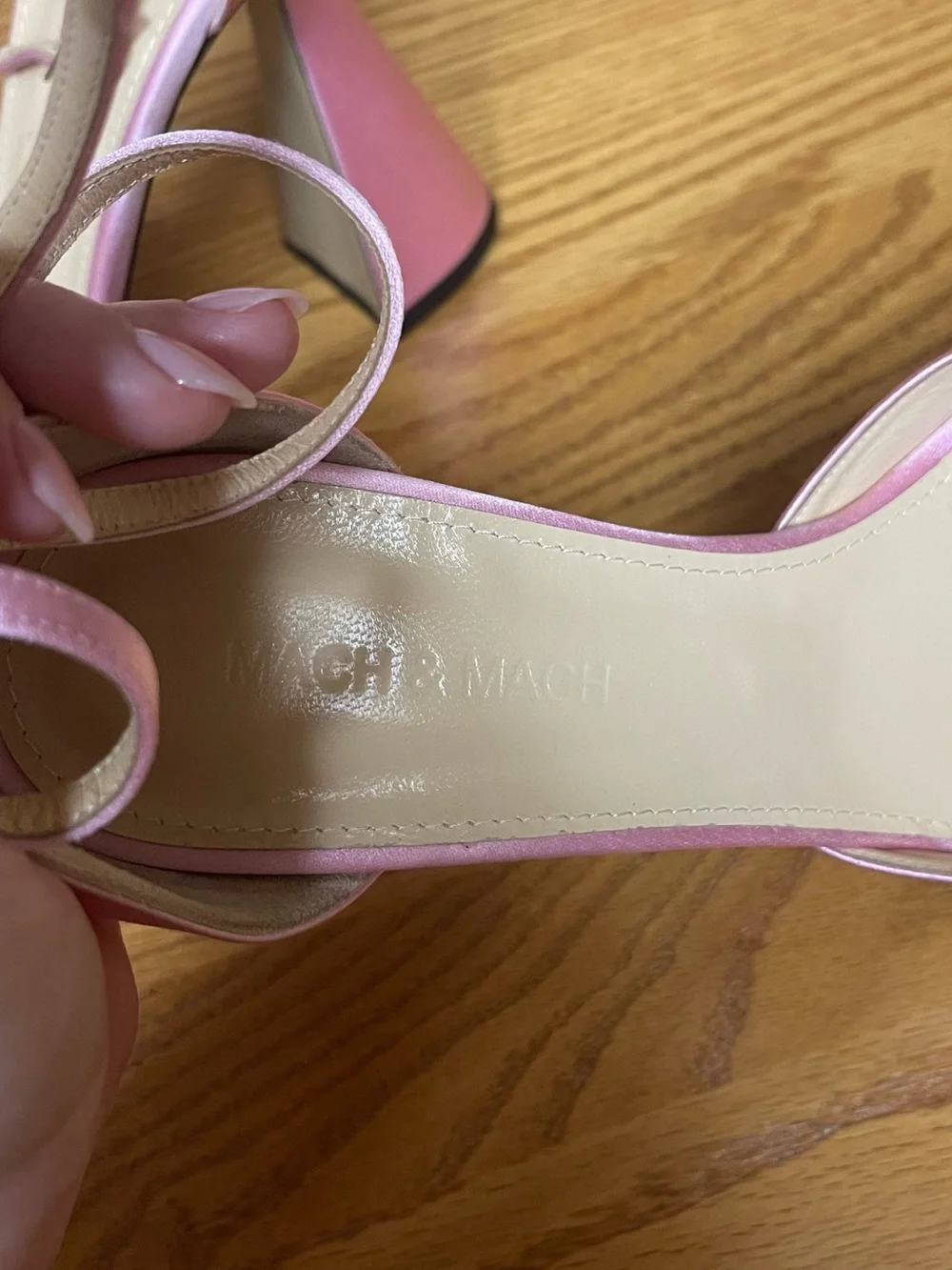 Mach & Mach Double Bow Pink Satin Platform Pumps size 38 1/2 Retail $1120